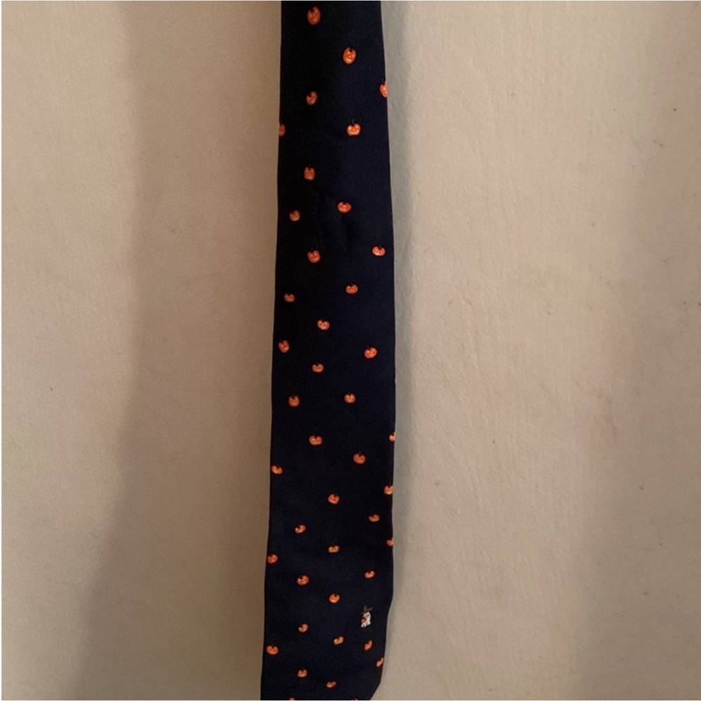 Halloween Alynn Vintage Pumpkin Tie 100% Silk